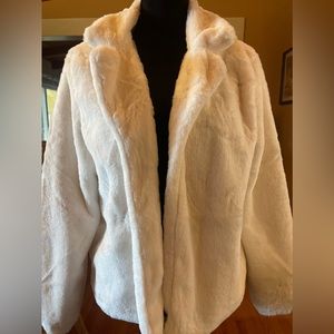 New Faux Fur Cocoa/white coat price firm